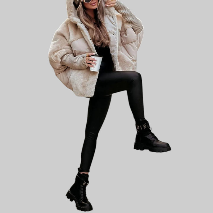 Raven | Chaqueta bomber con capucha moderna y lujosa