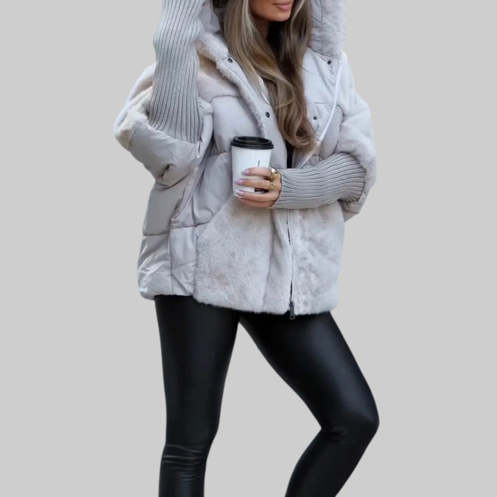 Raven | Chaqueta bomber con capucha moderna y lujosa