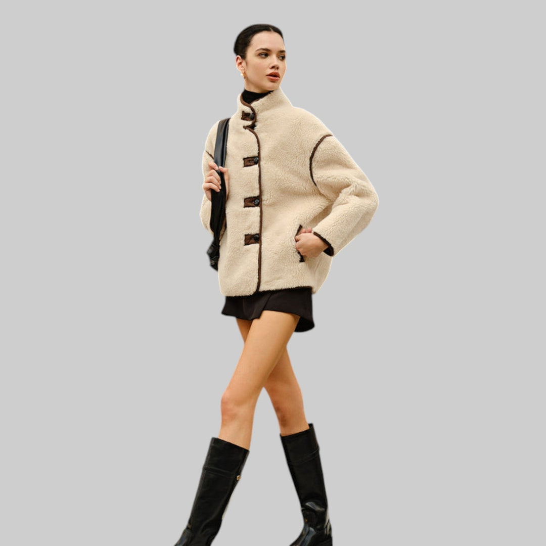 Zoe - Chaqueta polar con ribetes contrastados elegantes